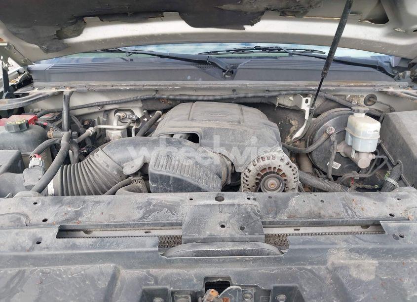 Photo 10 of 2014 Chevrolet Tahoe LT (VIN 1GNSKBE07ER199226)