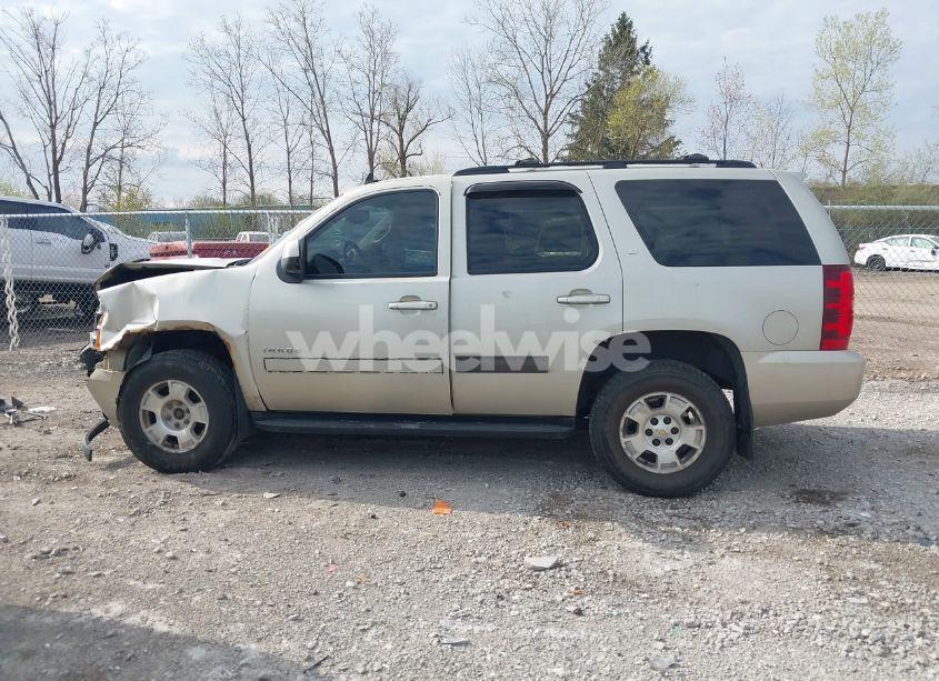 Photo 14 of 2014 Chevrolet Tahoe LT (VIN 1GNSKBE07ER199226)
