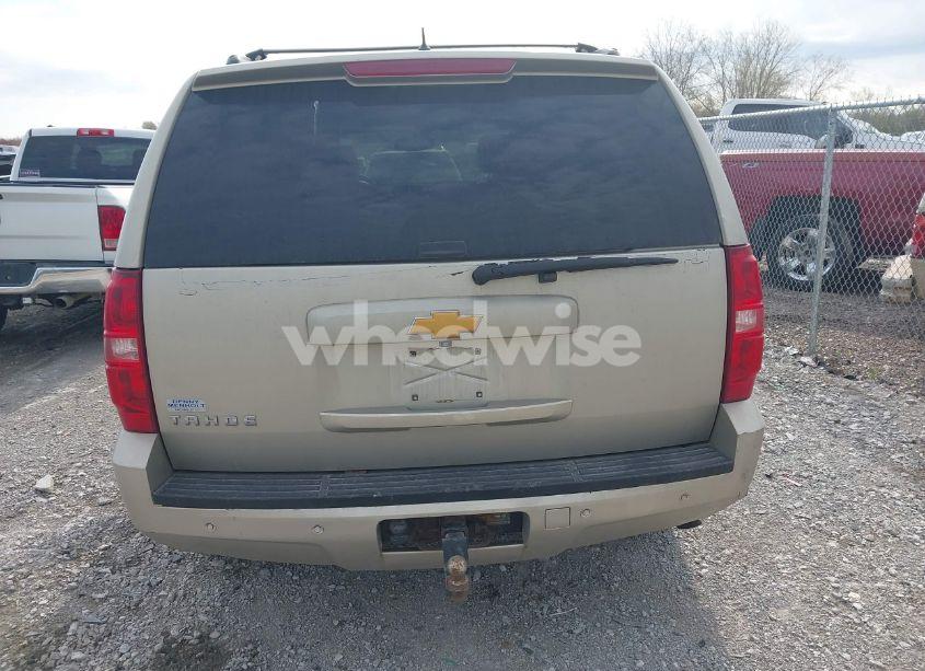 Photo 16 of 2014 Chevrolet Tahoe LT (VIN 1GNSKBE07ER199226)