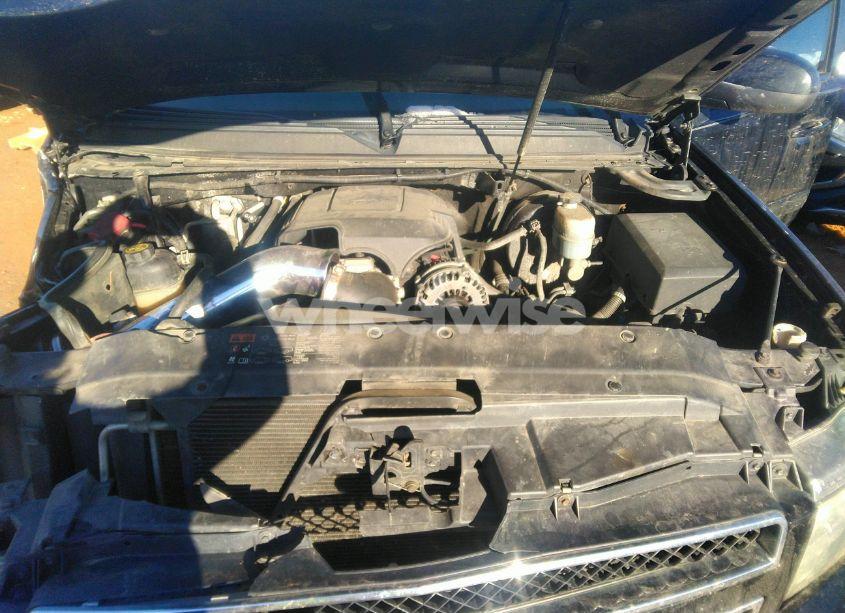 Photo 10 of 2014 Chevrolet Tahoe LT (VIN 1GNSKBE07ER229177)