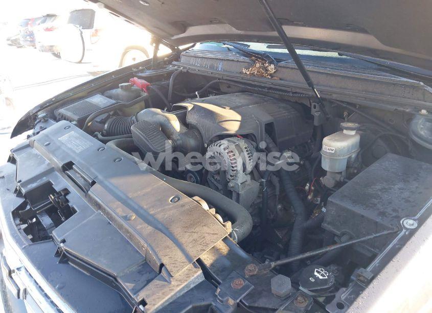 Photo 10 of 2011 Chevrolet Tahoe LT (VIN 1GNSKBE08BR161970)