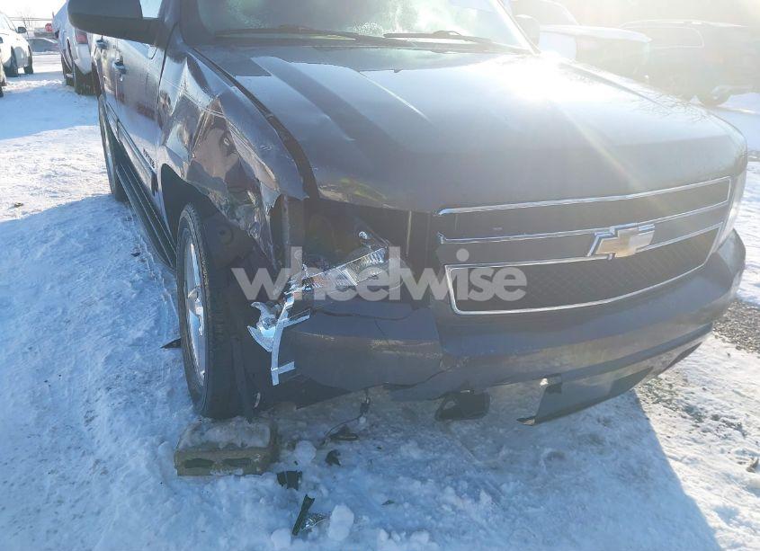 Photo 17 of 2011 Chevrolet Tahoe LT (VIN 1GNSKBE08BR161970)