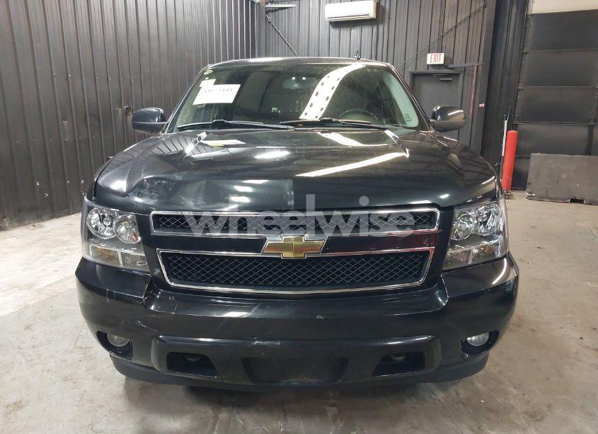 Photo 13 of 2011 Chevrolet Tahoe LT (VIN 1GNSKBE08BR180258)