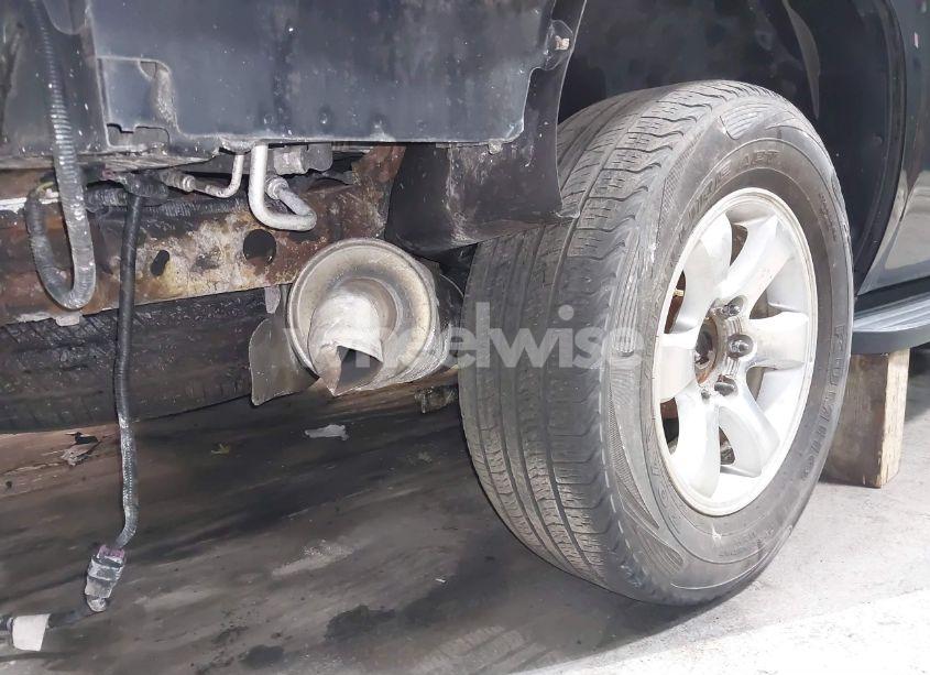 Photo 18 of 2011 Chevrolet Tahoe LT (VIN 1GNSKBE08BR180258)