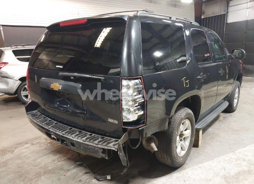 Photo 4 of 2011 Chevrolet Tahoe LT (VIN 1GNSKBE08BR180258)