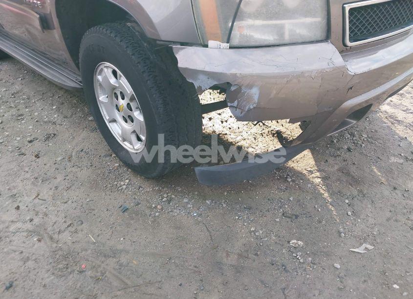 Photo 17 of 2011 Chevrolet Tahoe LT (VIN 1GNSKBE08BR233055)