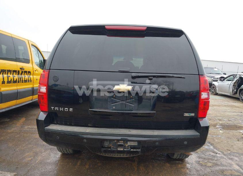 Photo 16 of 2011 Chevrolet Tahoe LT (VIN 1GNSKBE08BR285916)