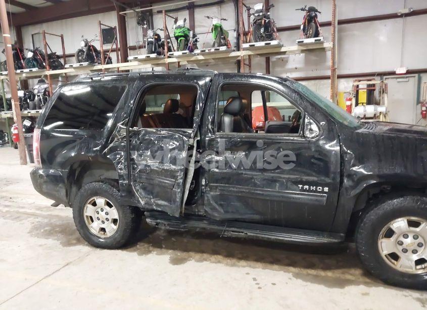 Photo 6 of 2012 Chevrolet Tahoe LT (VIN 1GNSKBE08CR127917)