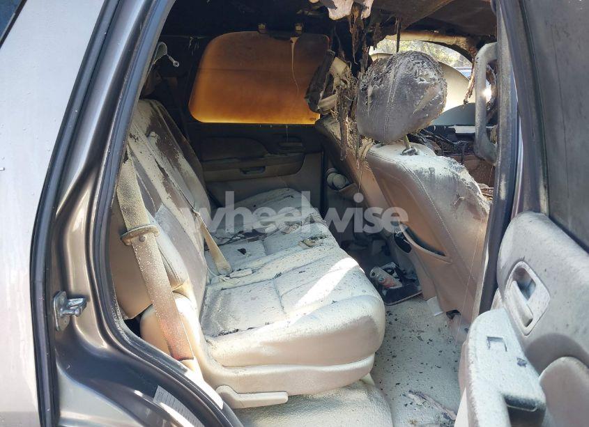 Photo 8 of 2012 Chevrolet Tahoe LT (VIN 1GNSKBE08CR293256)