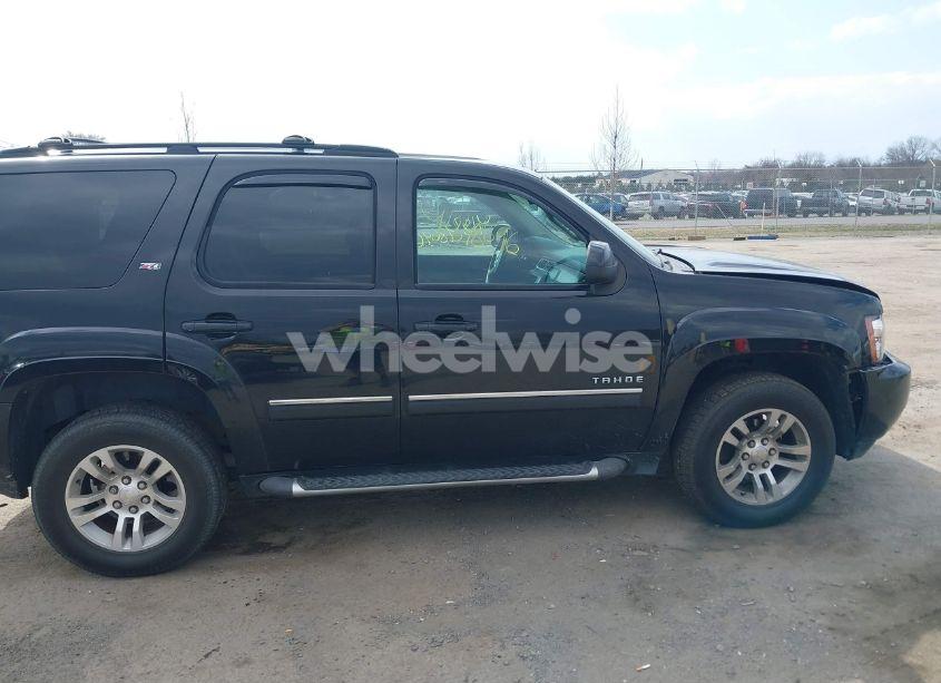 Photo 13 of 2013 Chevrolet Tahoe LT (VIN 1GNSKBE08DR190047)