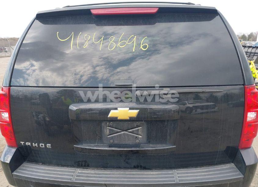 Photo 16 of 2013 Chevrolet Tahoe LT (VIN 1GNSKBE08DR190047)