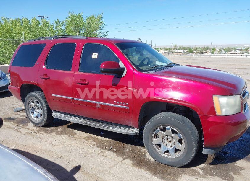 Photo 13 of 2011 Chevrolet Tahoe LT (VIN 1GNSKBE09BR267344)