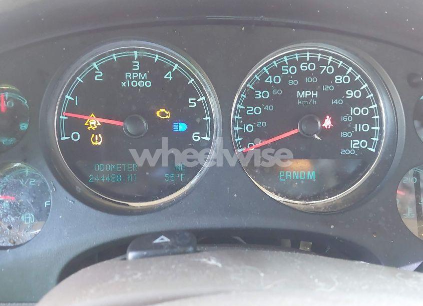 Photo 7 of 2011 Chevrolet Tahoe LT (VIN 1GNSKBE09BR267344)