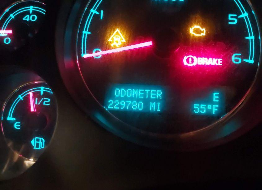 Photo 15 of 2011 Chevrolet Tahoe LT (VIN 1GNSKBE09BR348926)