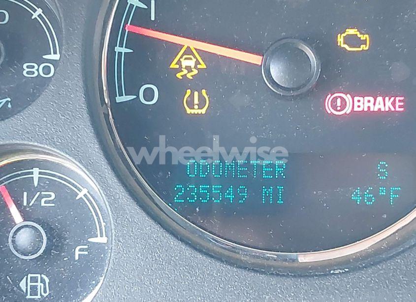 Photo 15 of 2011 Chevrolet Tahoe LT (VIN 1GNSKBE09BR400183)