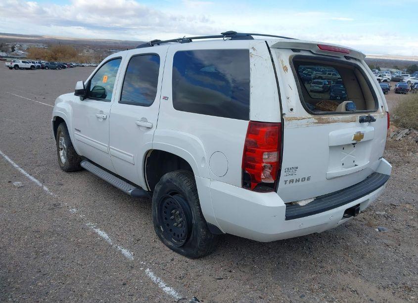 Photo 3 of 2012 Chevrolet Tahoe LT (VIN 1GNSKBE09CR254370)
