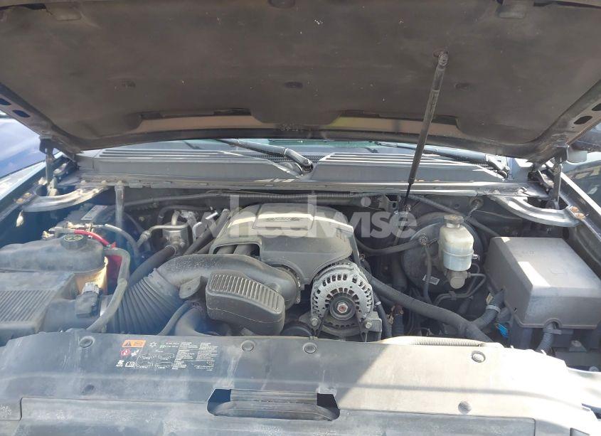 Photo 10 of 2013 Chevrolet Tahoe LT (VIN 1GNSKBE09DR325293)