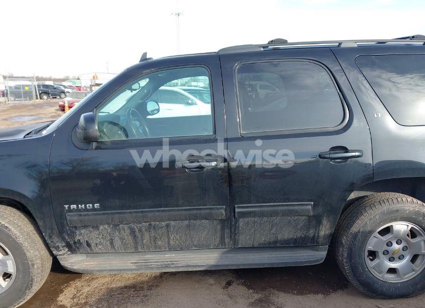 Photo 14 of 2013 Chevrolet Tahoe LT (VIN 1GNSKBE09DR325293)