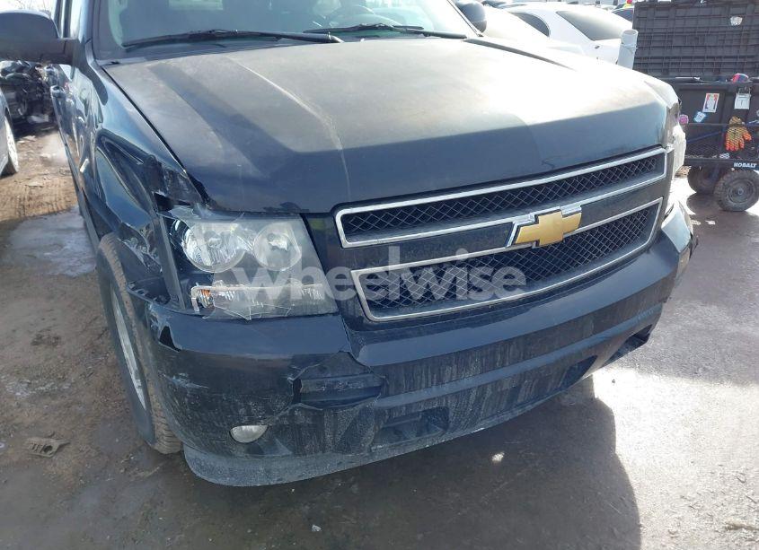 Photo 6 of 2013 Chevrolet Tahoe LT (VIN 1GNSKBE09DR325293)