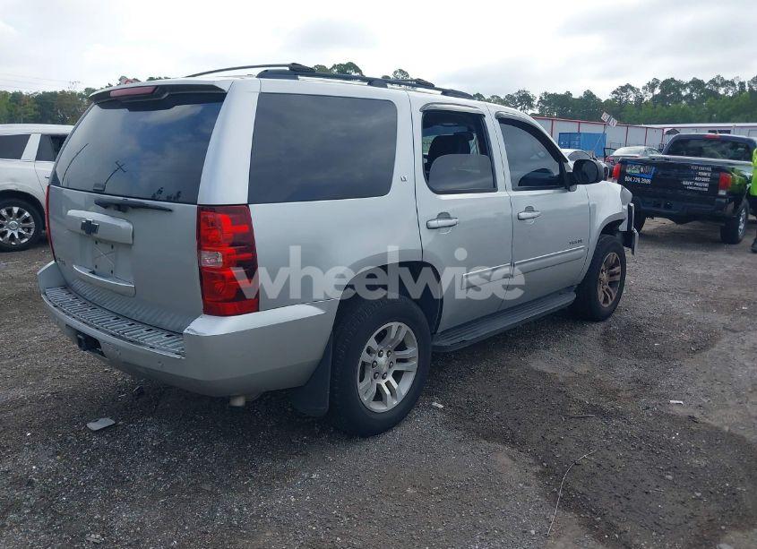 Photo 4 of 2013 Chevrolet Tahoe LT (VIN 1GNSKBE09DR350808)