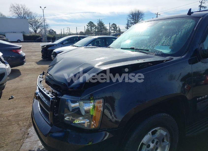 Photo 18 of 2014 Chevrolet Tahoe LT (VIN 1GNSKBE09ER242934)