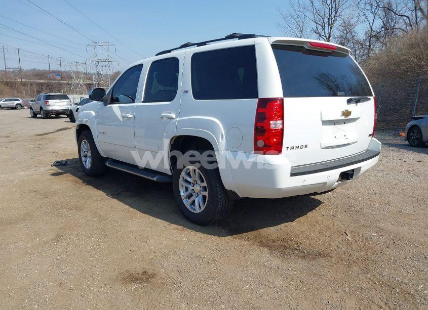 Photo 3 of 2011 Chevrolet Tahoe LT (VIN 1GNSKBE0XBR170024)