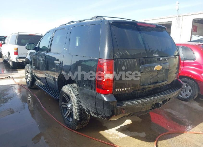 Photo 3 of 2012 Chevrolet Tahoe LT (VIN 1GNSKBE0XCR100508)