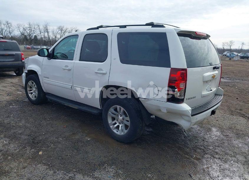 Photo 3 of 2012 Chevrolet Tahoe LT (VIN 1GNSKBE0XCR265457)