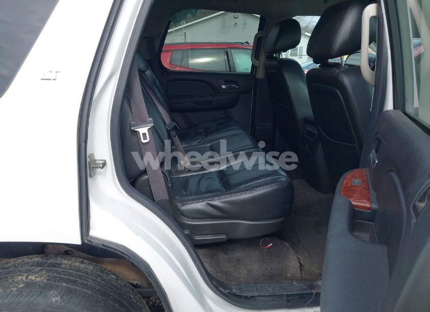 Photo 8 of 2012 Chevrolet Tahoe LT (VIN 1GNSKBE0XCR265457)