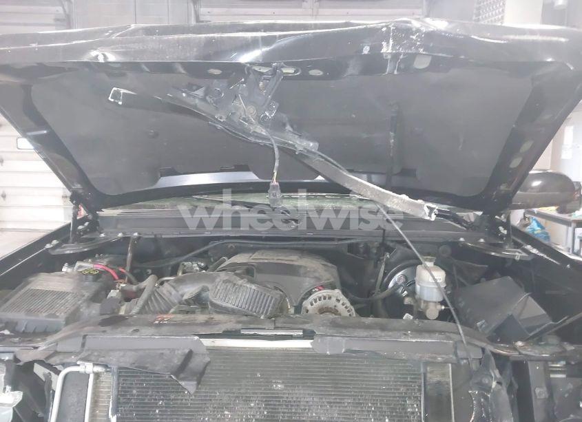 Photo 10 of 2013 Chevrolet Tahoe LT (VIN 1GNSKBE0XDR145627)