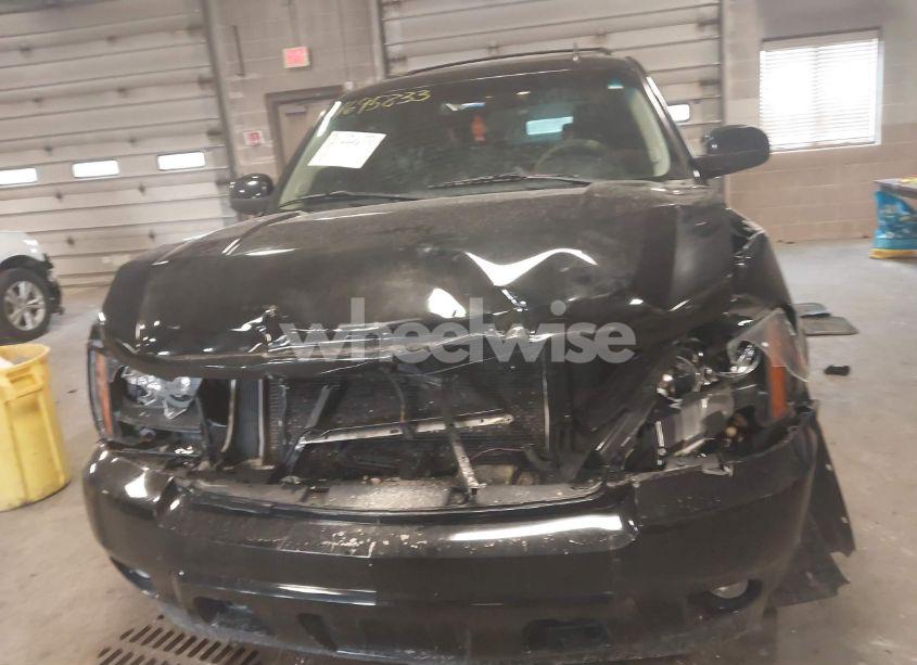 Photo 12 of 2013 Chevrolet Tahoe LT (VIN 1GNSKBE0XDR145627)