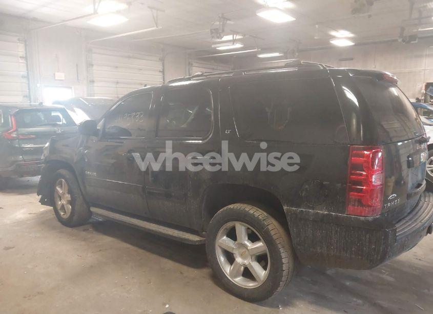 Photo 14 of 2013 Chevrolet Tahoe LT (VIN 1GNSKBE0XDR145627)