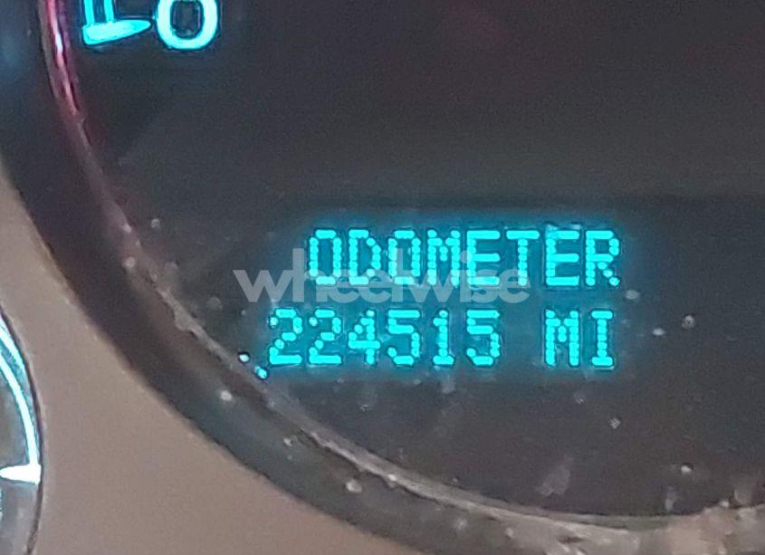 Photo 15 of 2013 Chevrolet Tahoe LT (VIN 1GNSKBE0XDR145627)