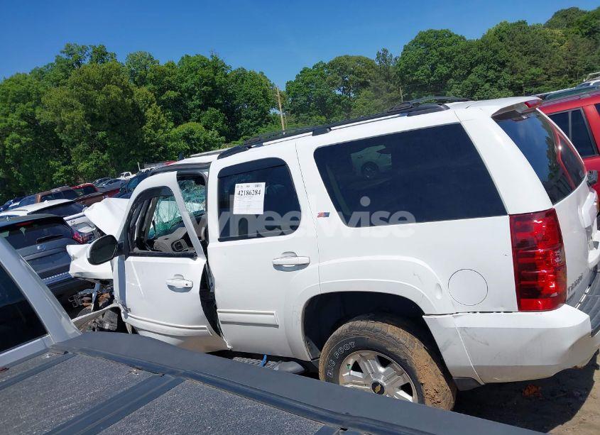 Photo 14 of 2013 Chevrolet Tahoe LT (VIN 1GNSKBE0XDR191247)