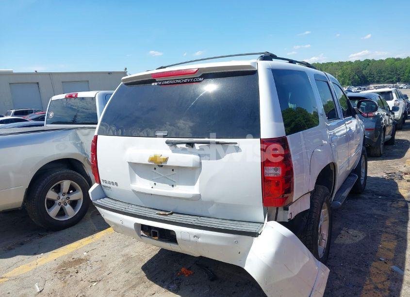 Photo 4 of 2013 Chevrolet Tahoe LT (VIN 1GNSKBE0XDR191247)