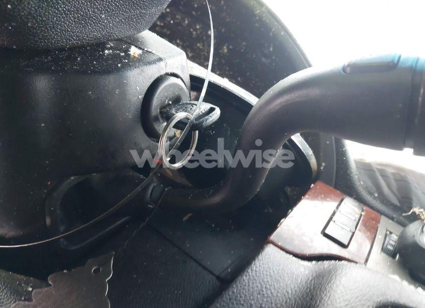 Photo 11 of 2013 Chevrolet Tahoe LT (VIN 1GNSKBE0XDR334214)