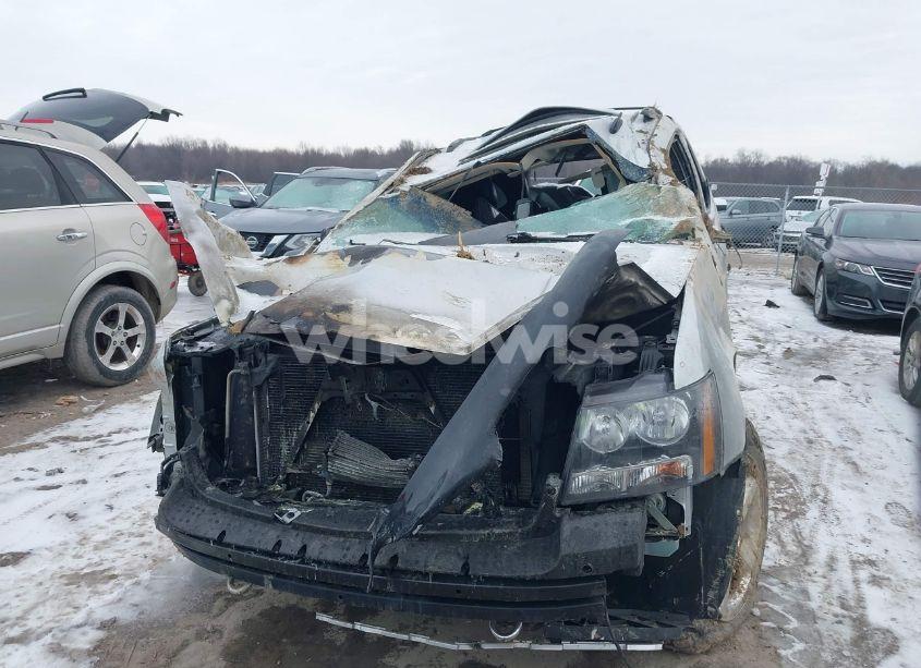 Photo 12 of 2013 Chevrolet Tahoe LT (VIN 1GNSKBE0XDR334214)