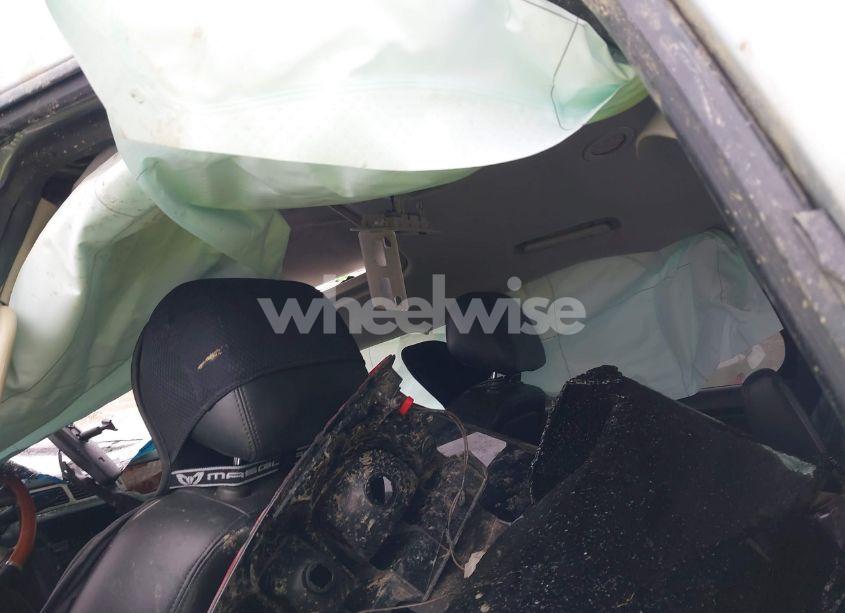 Photo 8 of 2013 Chevrolet Tahoe LT (VIN 1GNSKBE0XDR334214)