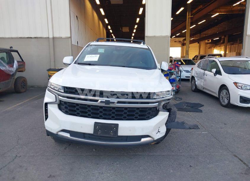 Photo 13 of 2022 Chevrolet Suburban 4WD LS (VIN 1GNSKBED0NR348854)