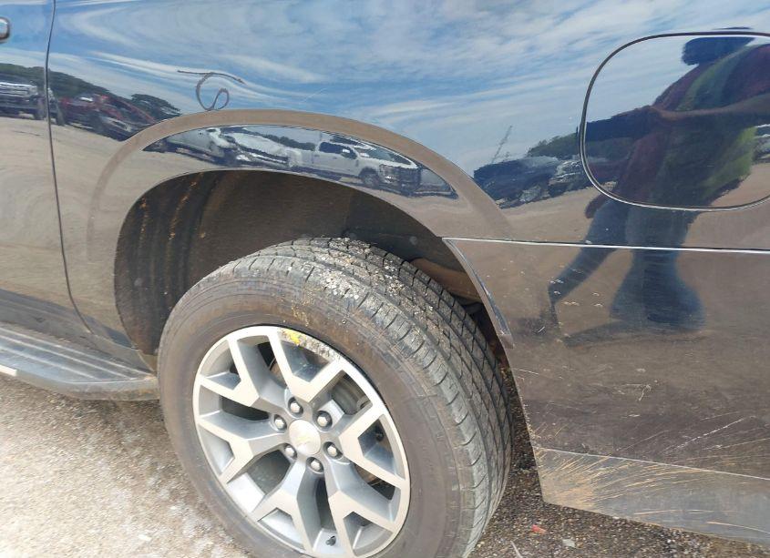 Photo 17 of 2022 Chevrolet Suburban 4WD LS (VIN 1GNSKBED4NR179258)