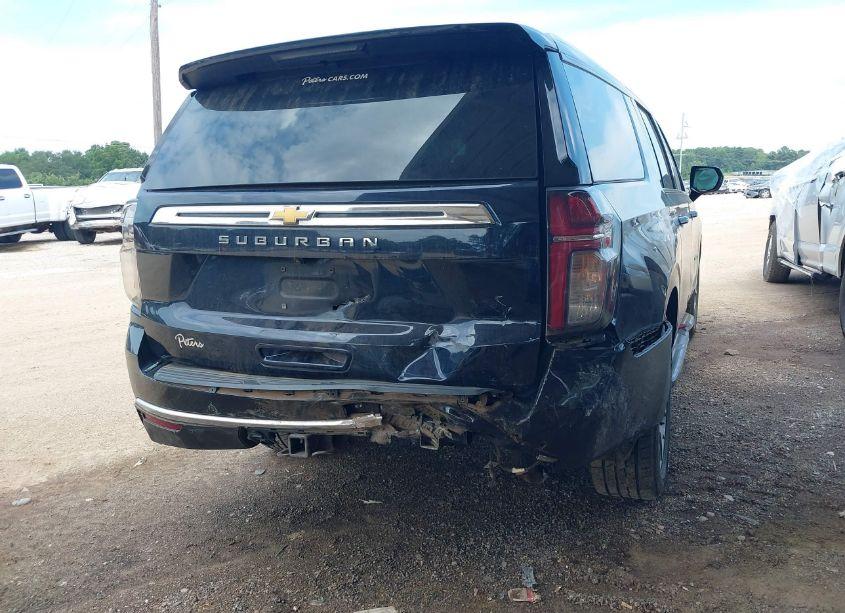 Photo 6 of 2022 Chevrolet Suburban 4WD LS (VIN 1GNSKBED4NR179258)