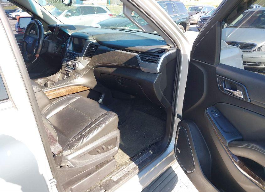 Photo 5 of 2015 Chevrolet Tahoe LT (VIN 1GNSKBKC0FR195163)
