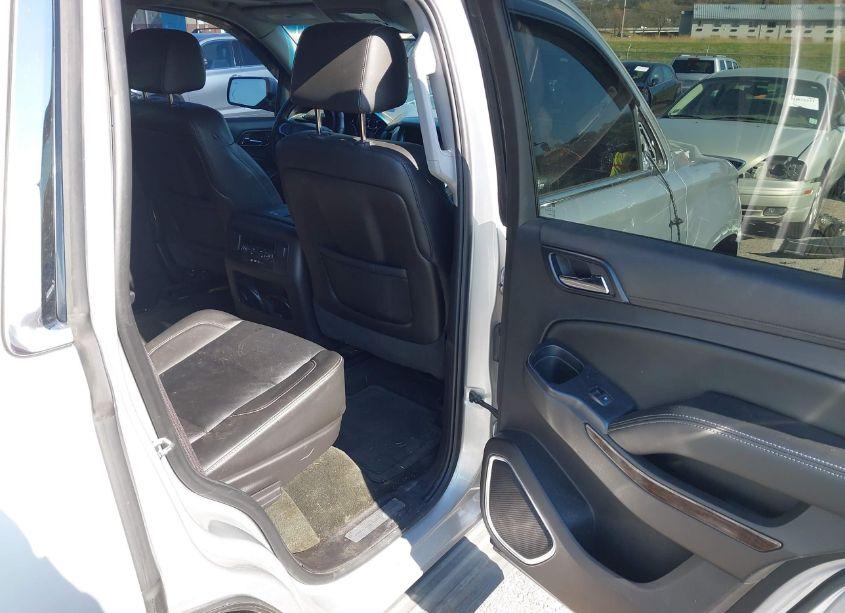 Photo 8 of 2015 Chevrolet Tahoe LT (VIN 1GNSKBKC0FR195163)