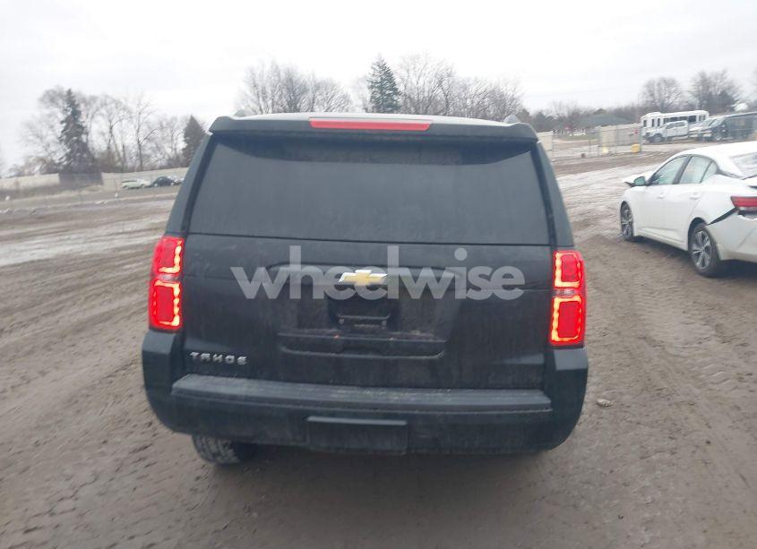 Photo 16 of 2015 Chevrolet Tahoe LT (VIN 1GNSKBKC0FR207358)