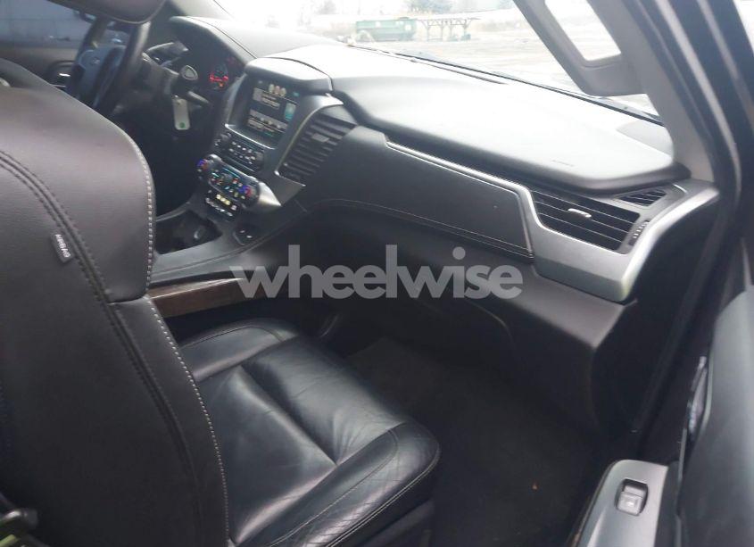 Photo 5 of 2015 Chevrolet Tahoe LT (VIN 1GNSKBKC0FR207358)
