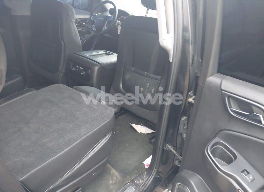Photo 8 of 2015 Chevrolet Tahoe LT (VIN 1GNSKBKC0FR207358)