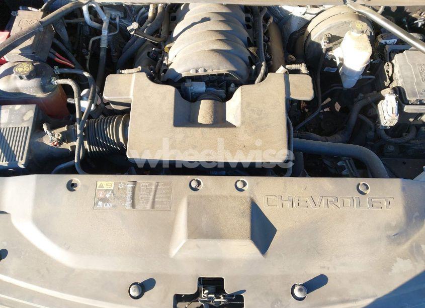 Photo 10 of 2015 Chevrolet Tahoe LT (VIN 1GNSKBKC0FR526744)