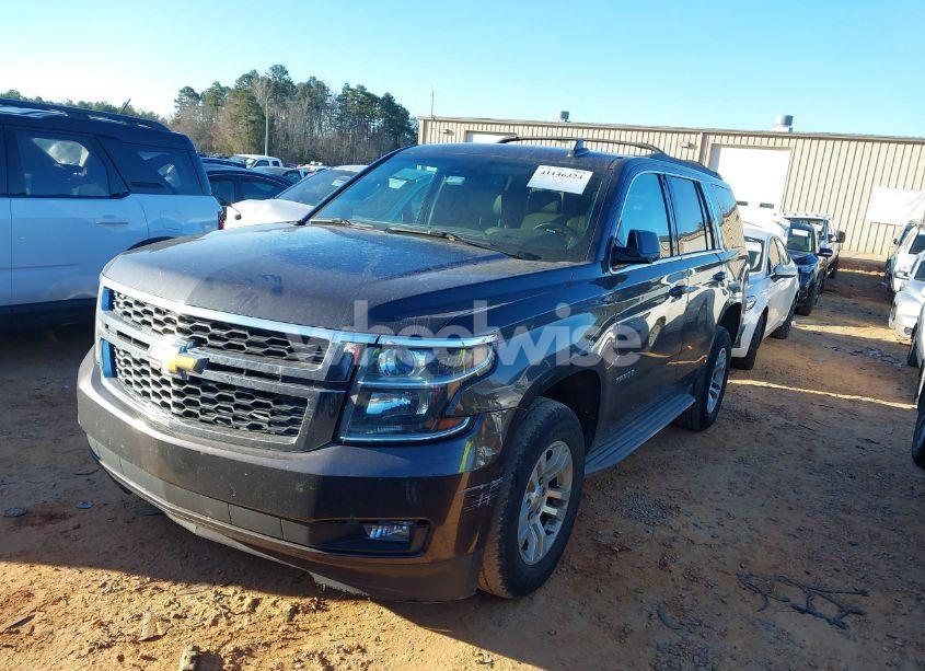 Photo 2 of 2015 Chevrolet Tahoe LT (VIN 1GNSKBKC0FR526744)
