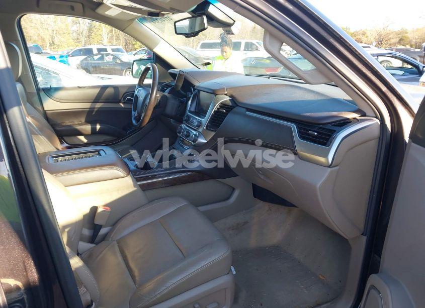 Photo 5 of 2015 Chevrolet Tahoe LT (VIN 1GNSKBKC0FR526744)