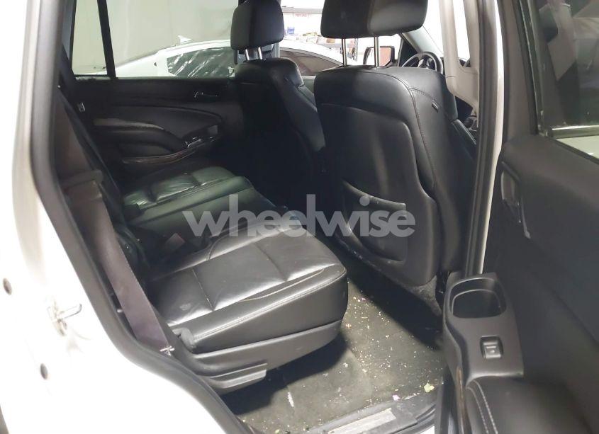 Photo 8 of 2015 Chevrolet Tahoe LT (VIN 1GNSKBKC0FR565513)